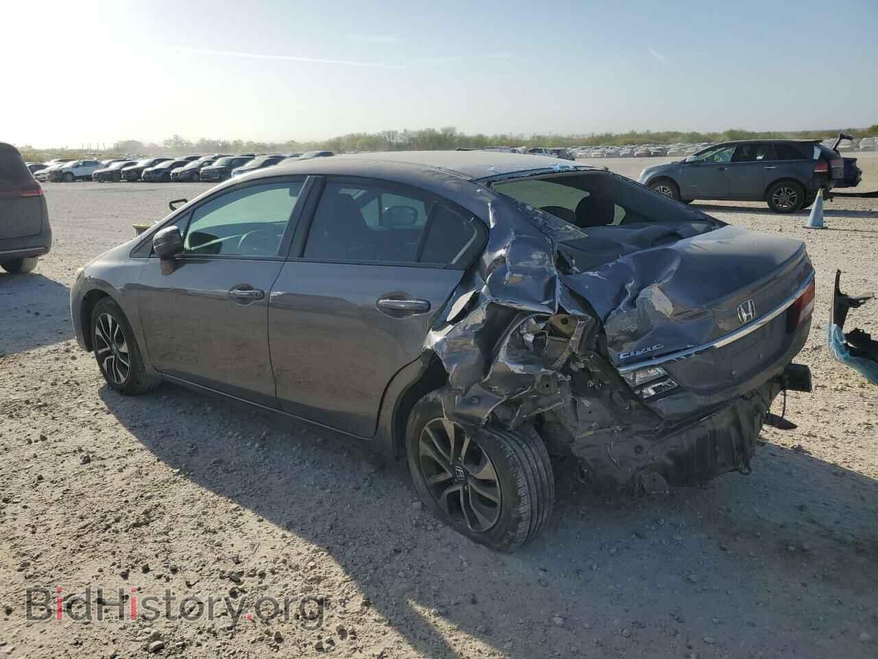 2015 HONDA CIVIC - VIN: 2HGFB2F82FH524107 - Фото 2