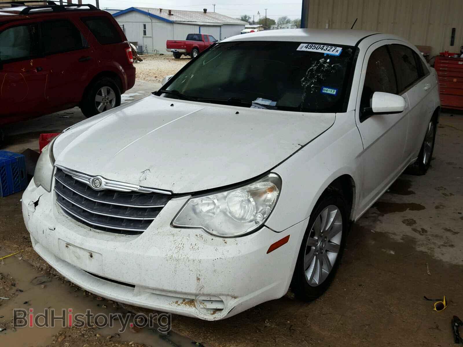 2010 CHRYSLER SEBRING - VIN: 1C3CC5FB6AN224022 - Фото 2