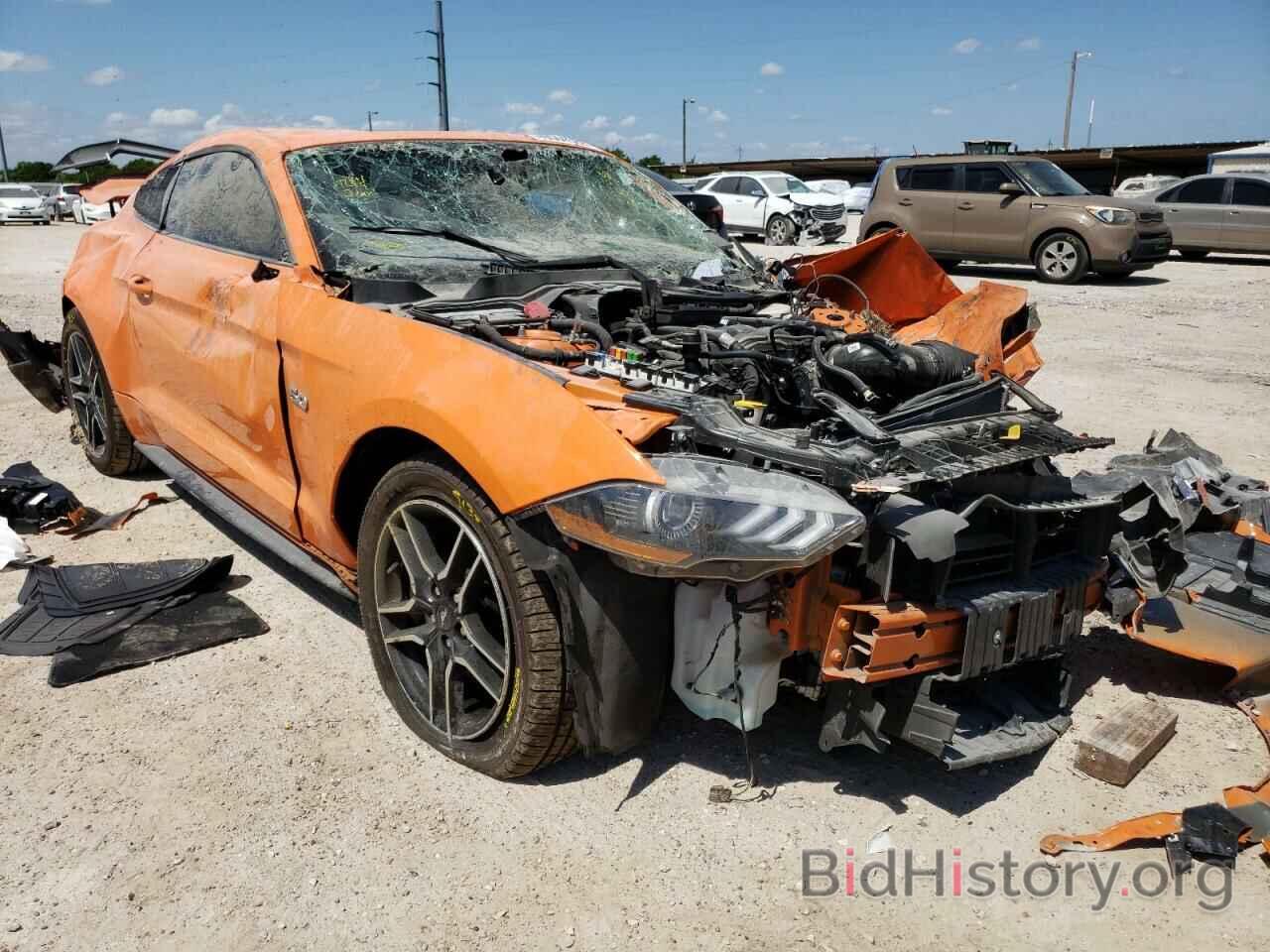 Photo 1FA6P8CF3L5100868 - FORD MUSTANG 2020