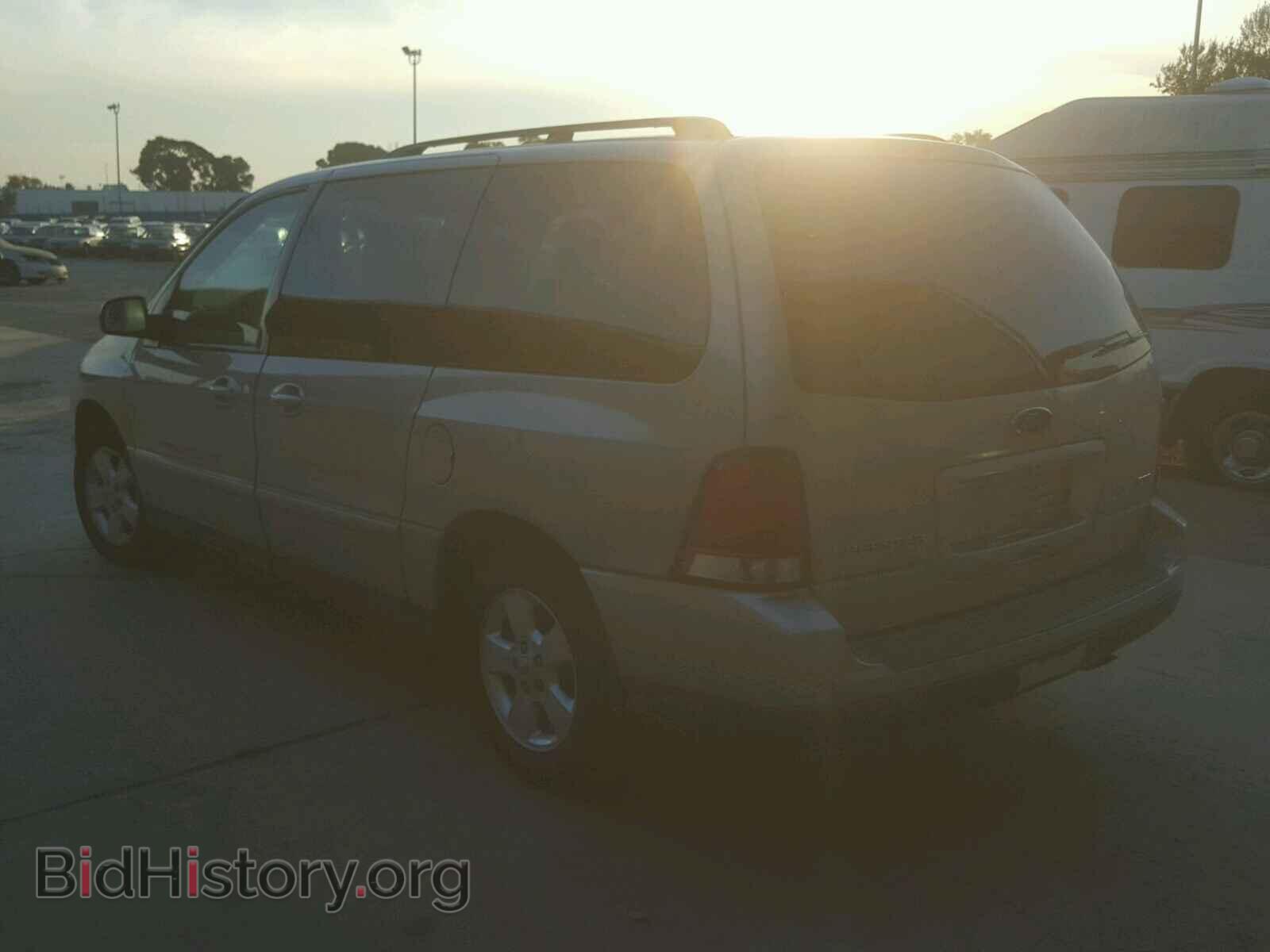 2004 FORD FREESTAR - VIN: 2FMDA57604BA58311 - Фото 3