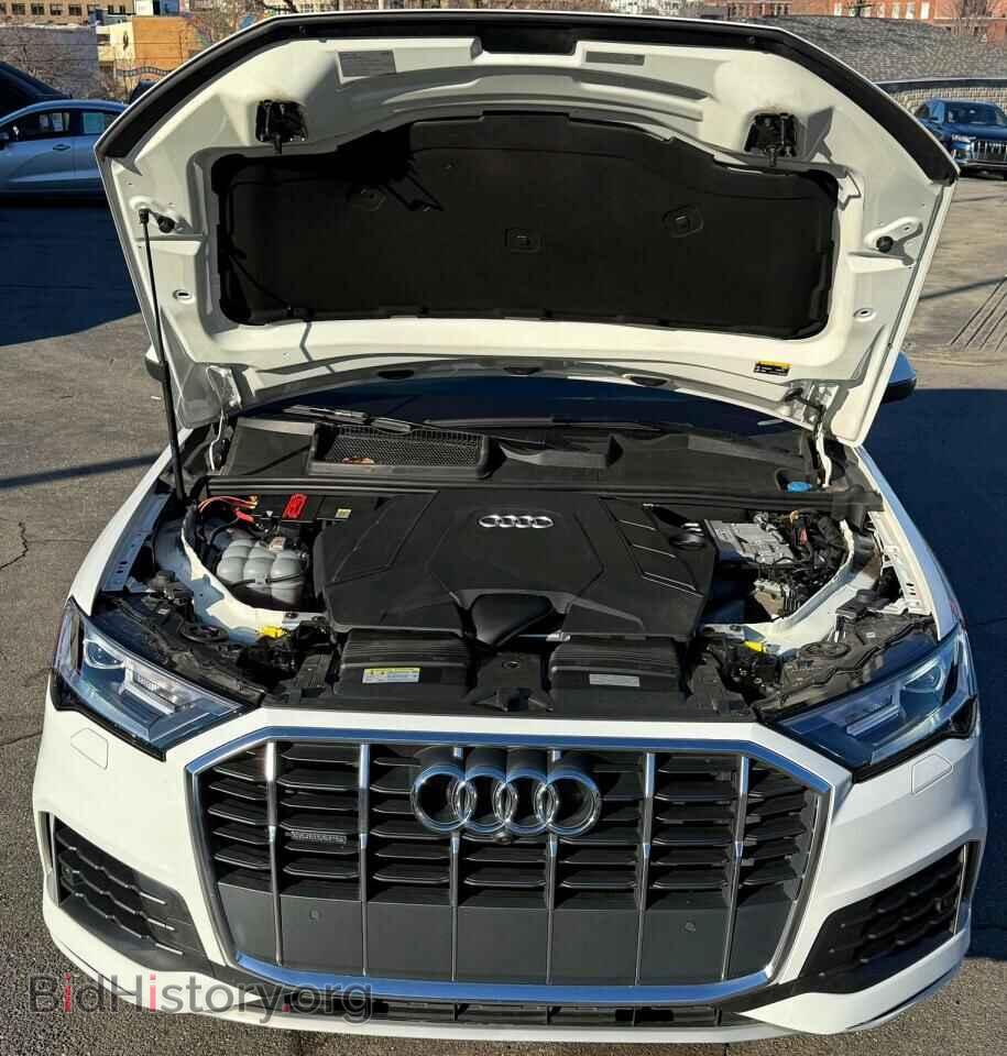 2021 AUDI Q7 - VIN: WA1AXAF76MD015749 - Photo 10