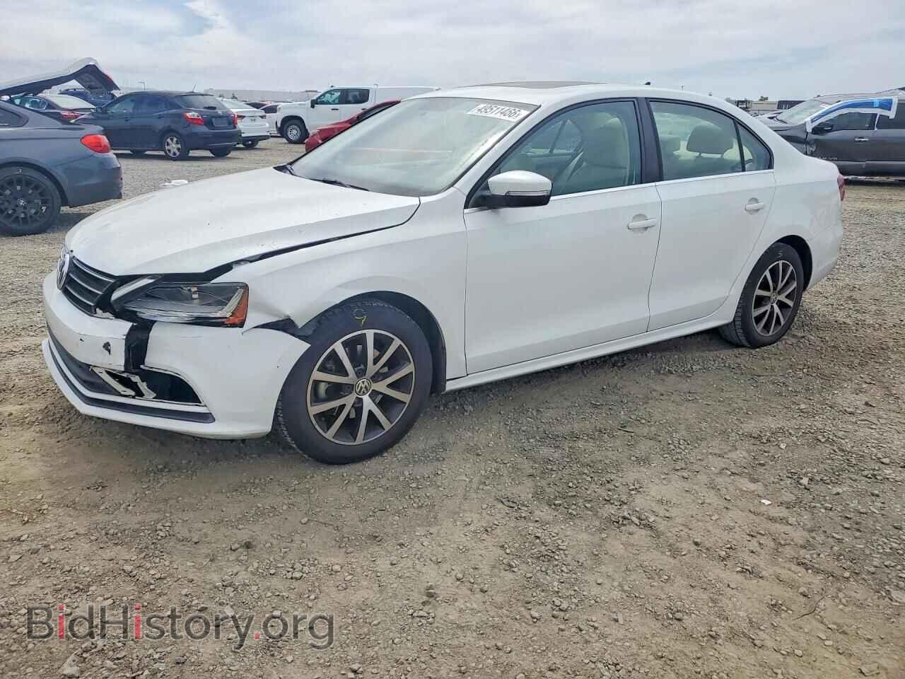 Фотография 3VWDB7AJ0HM318671 - VOLKSWAGEN JETTA 2017