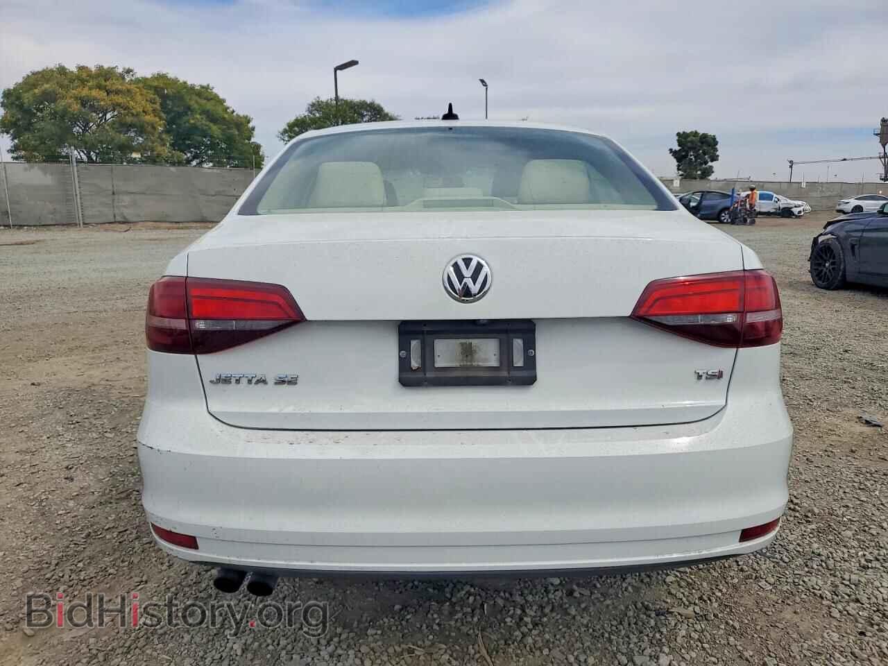 2017 VOLKSWAGEN JETTA - VIN: 3VWDB7AJ0HM318671 - Фото 6