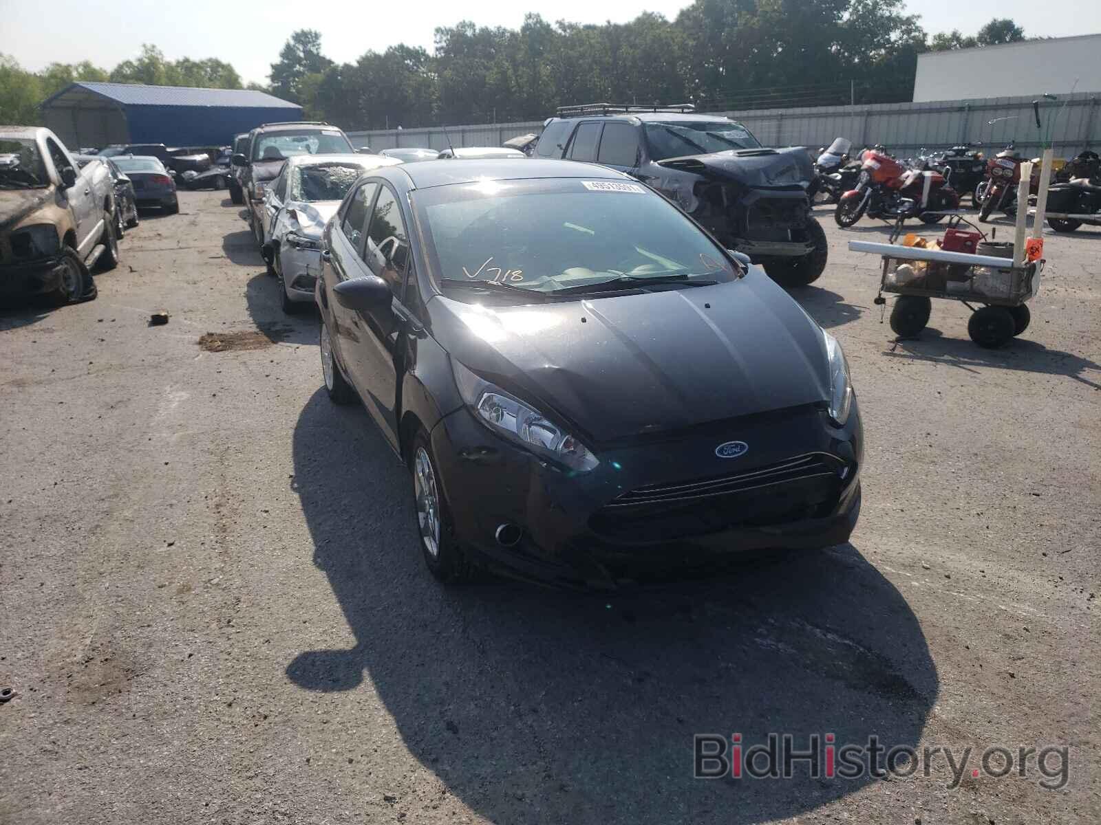 Photo 3FADP4AJ7FM190449 - FORD FIESTA 2015