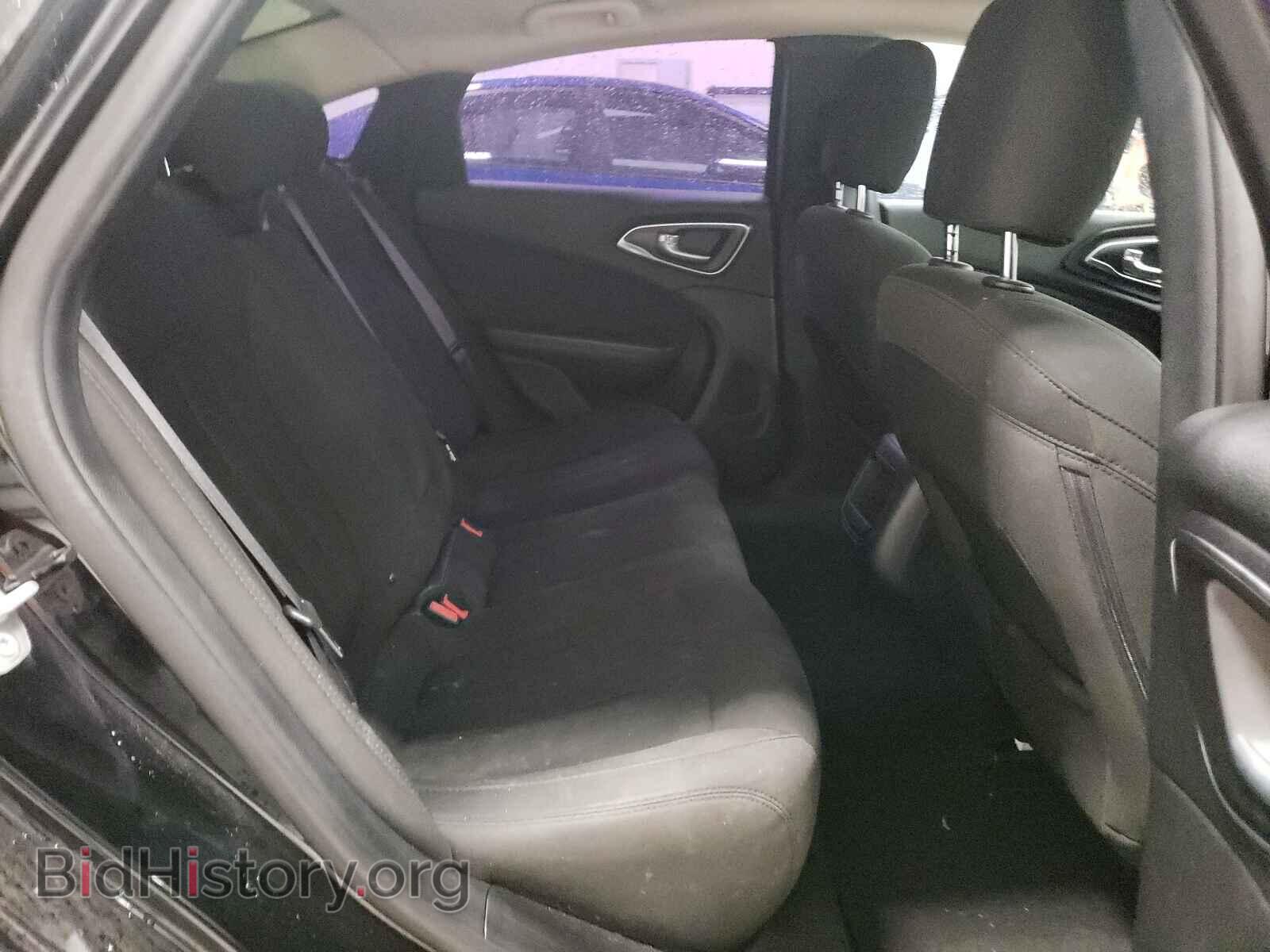 2016 CHRYSLER 200 - VIN: 1C3CCCAB1GN157821 - Фото 6
