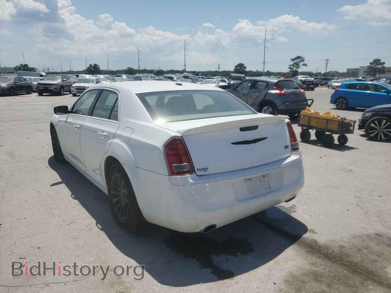 2013 CHRYSLER 300 - VIN: 2C3CCAAG5DH508461 - Фото 3