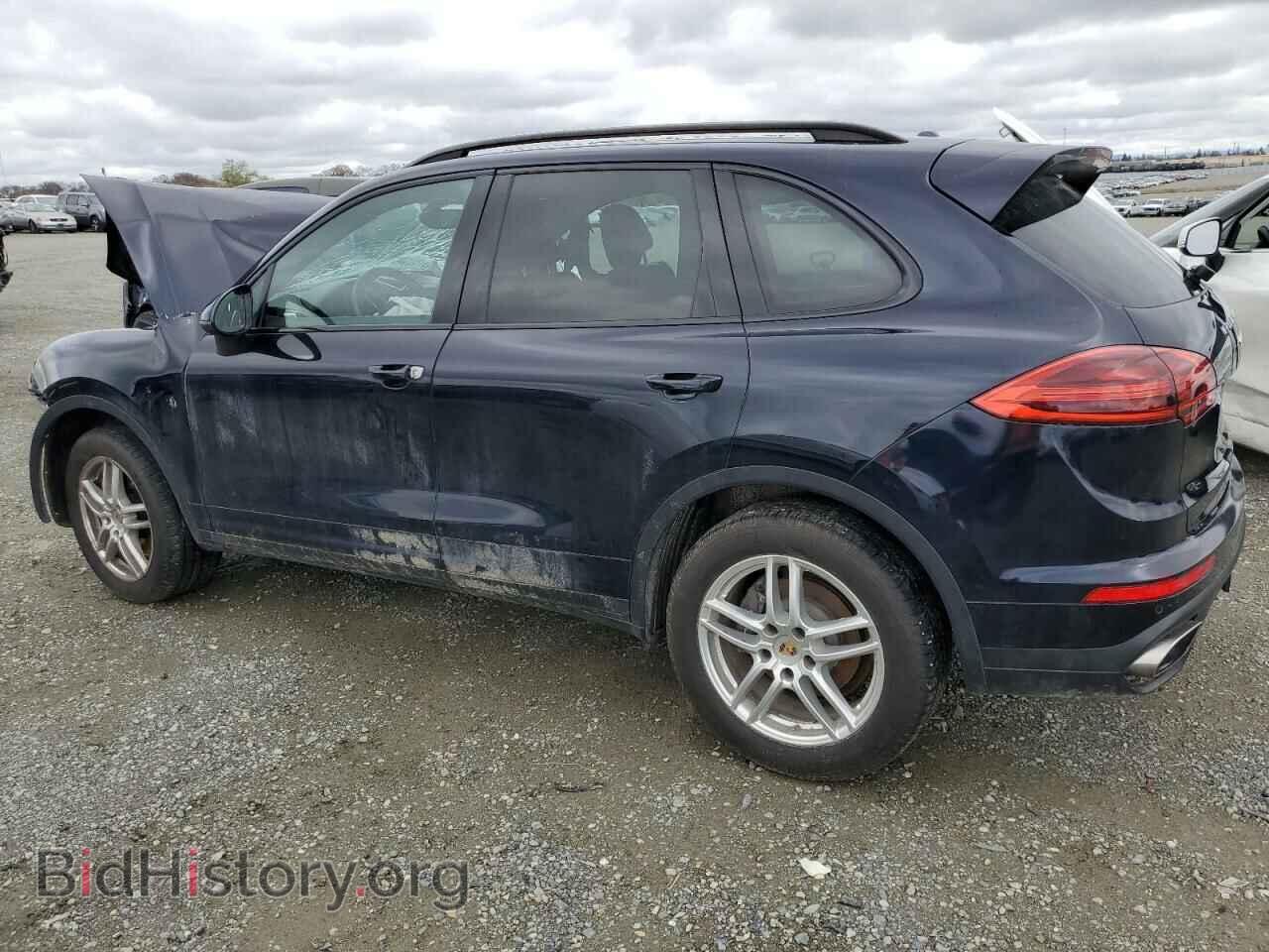 2016 PORSCHE CAYENNE - VIN: WP1AA2A26GLA03540 - Photo 2