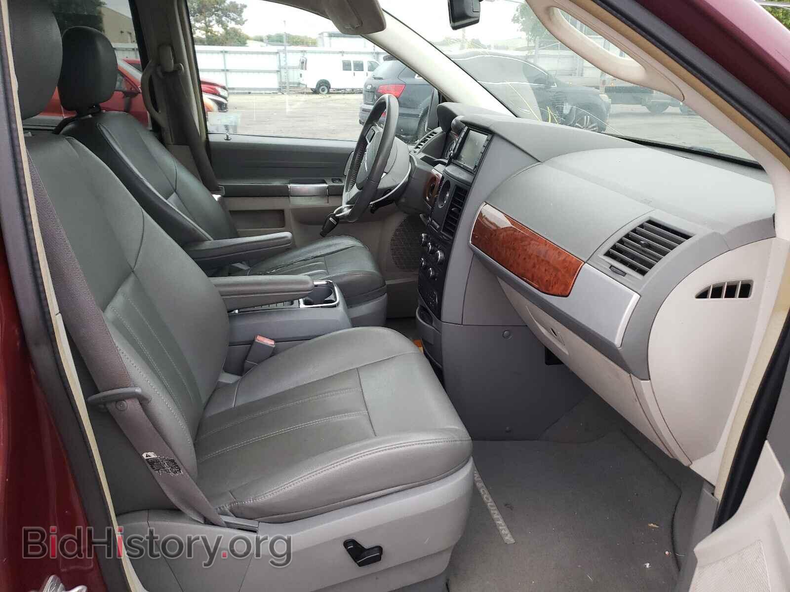2008 CHRYSLER MINIVAN - VIN: 2A8HR54P98R701238 - Фото 5