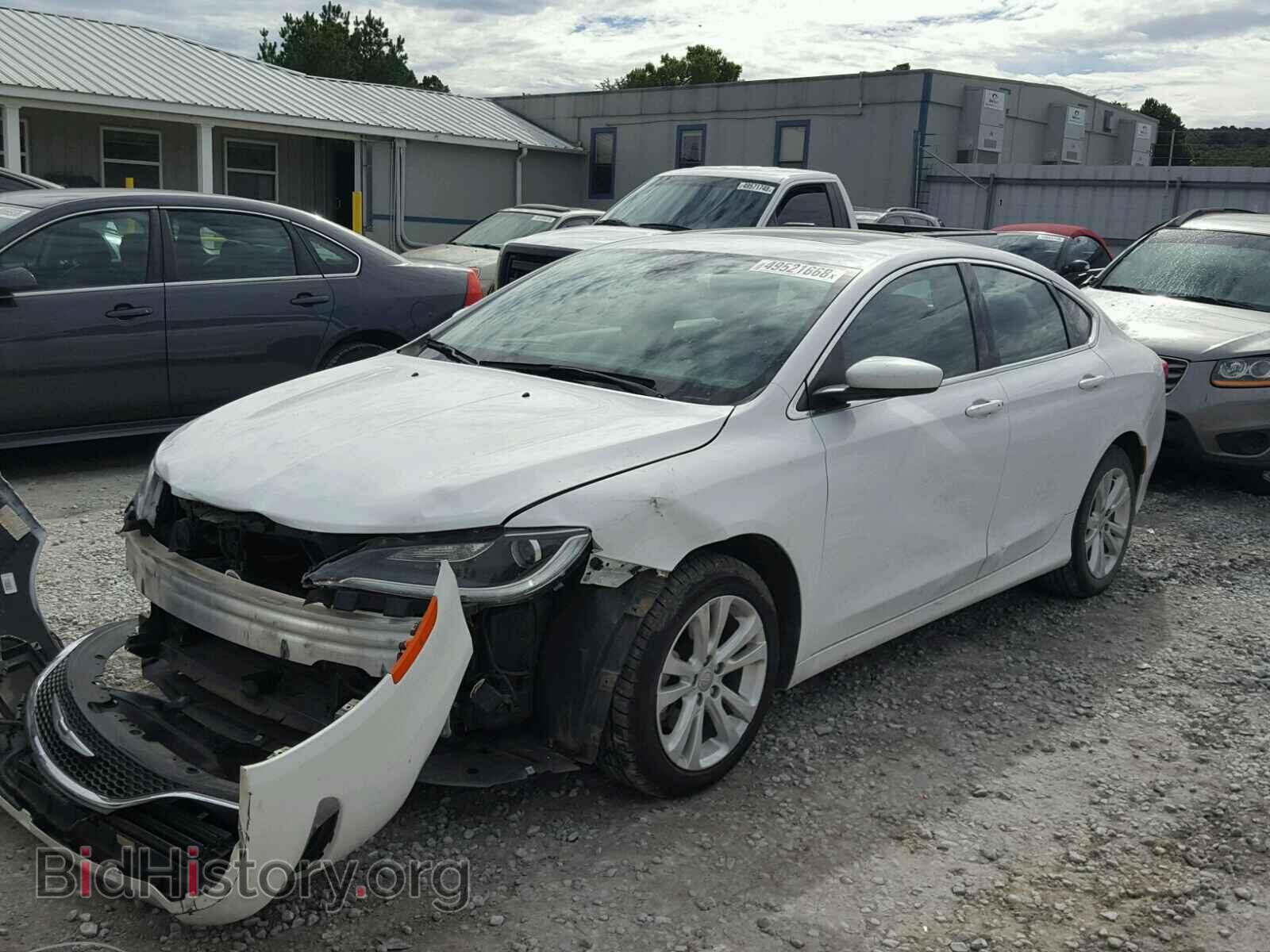 2015 CHRYSLER 200 - VIN: 1C3CCCAB0FN694887 - Фото 2