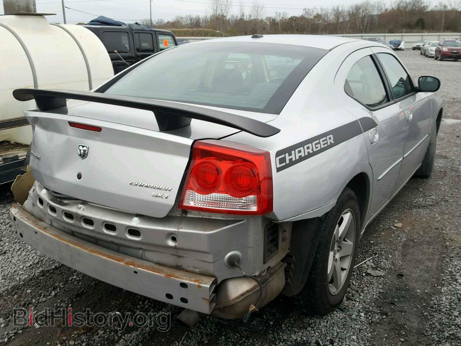2010 DODGE CHARGER - VIN: 2B3CA3CV9AH107632 - Фото 4