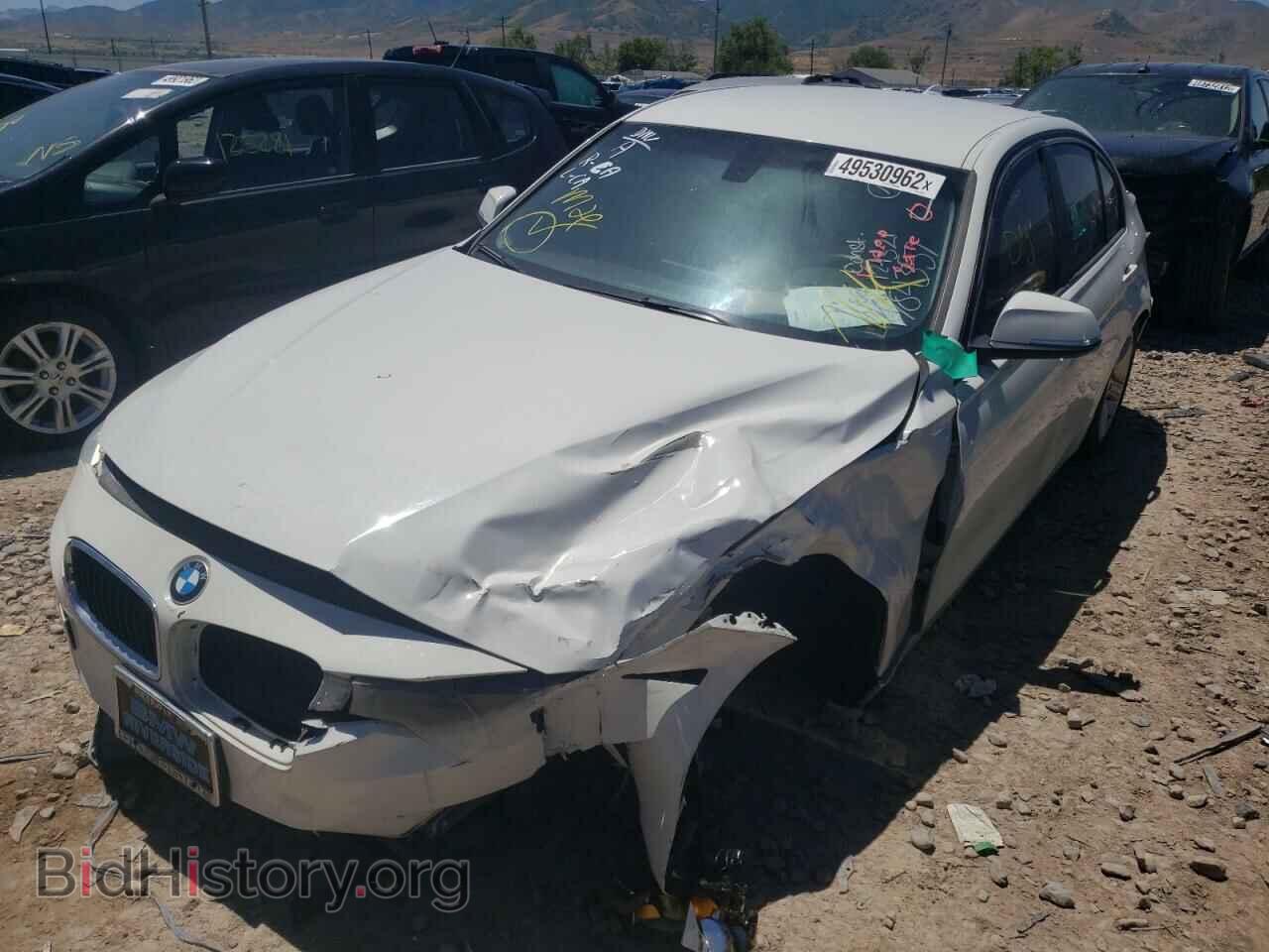 2015 BMW 3 SERIES - VIN: WBA3B1G53FNT02003 - Фото 2