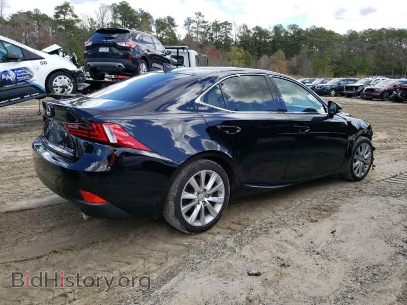 2015 Lexus IS (VIN JTHCF1D28F5020214) — фото 3 из 12