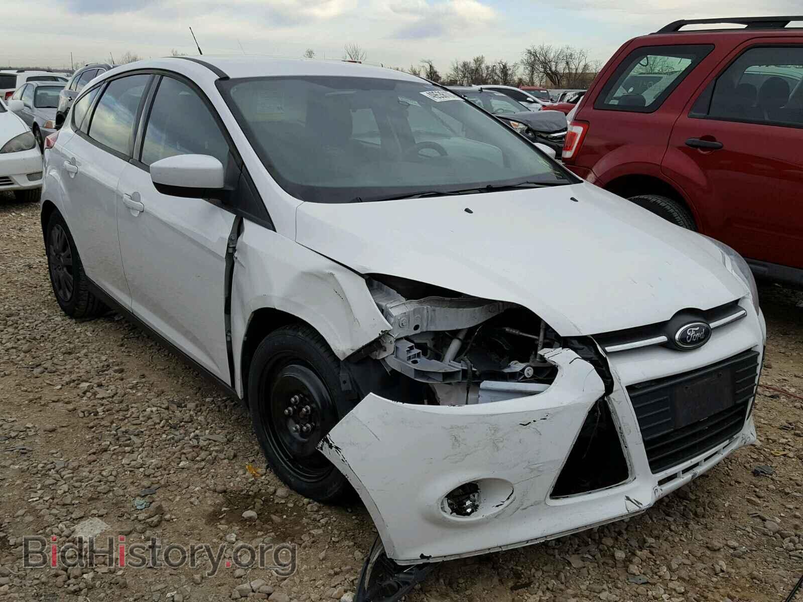 Photo 1FAHP3K23CL405163 - FORD FOCUS 2012