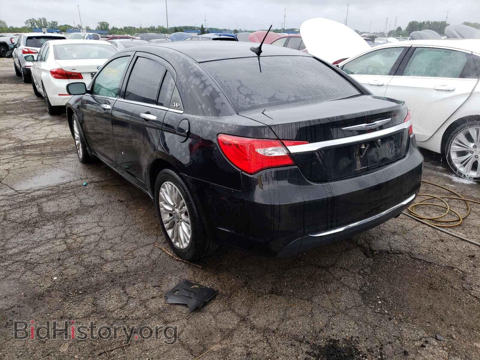2011 CHRYSLER 200 - VIN: 1C3BC2FB1BN583242 - Фото 3