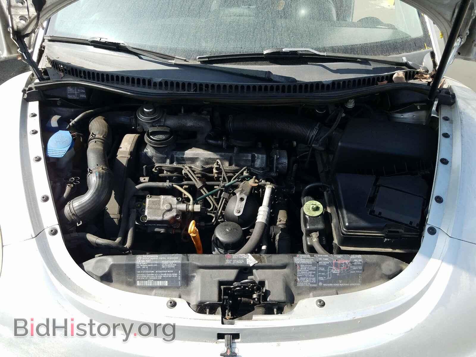 2000 VOLKSWAGEN BEETLE - VIN: 3VWCF21C2YM444356 - Фото 7