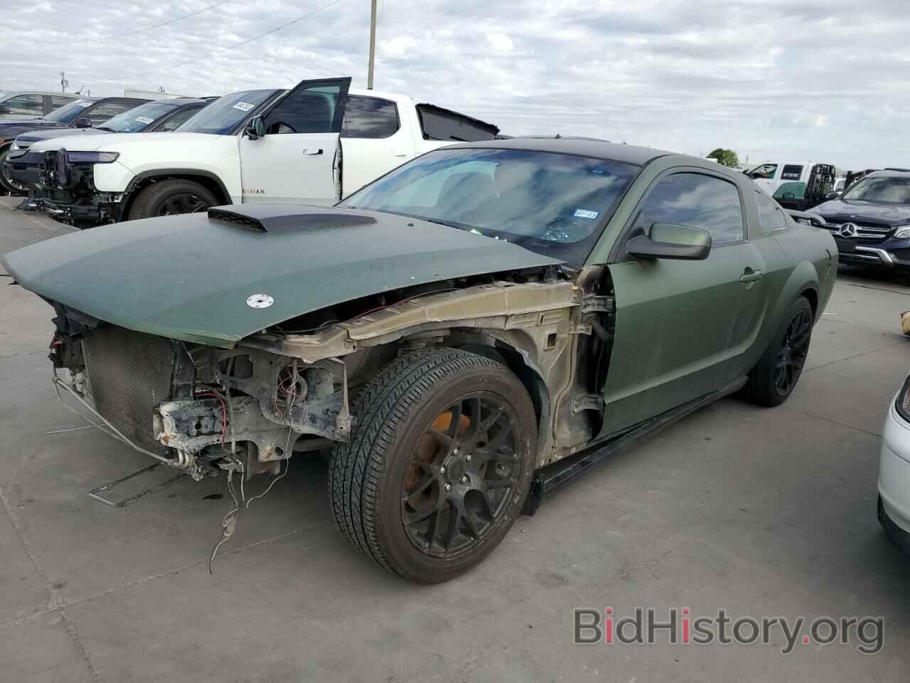 Photo 1ZVHT82H895139432 - FORD MUSTANG 2009
