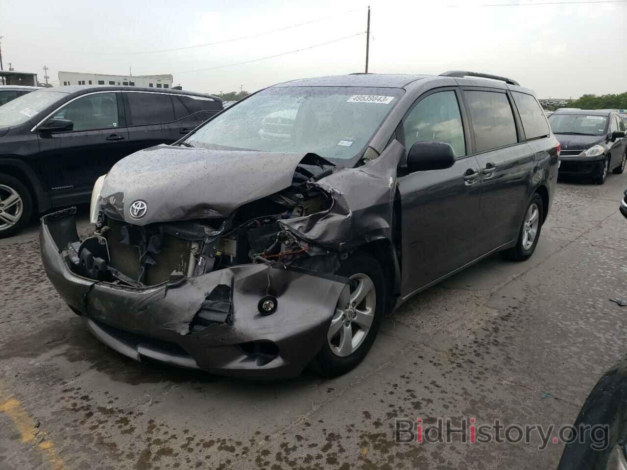 Фотография 5TDKK3DC5CS186239 - TOYOTA SIENNA 2012