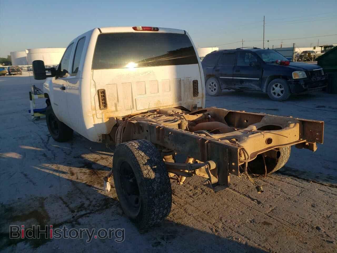 2008 CHEVROLET SILVERADO - VIN: 1GCHK29KX8E173214 - Фото 3