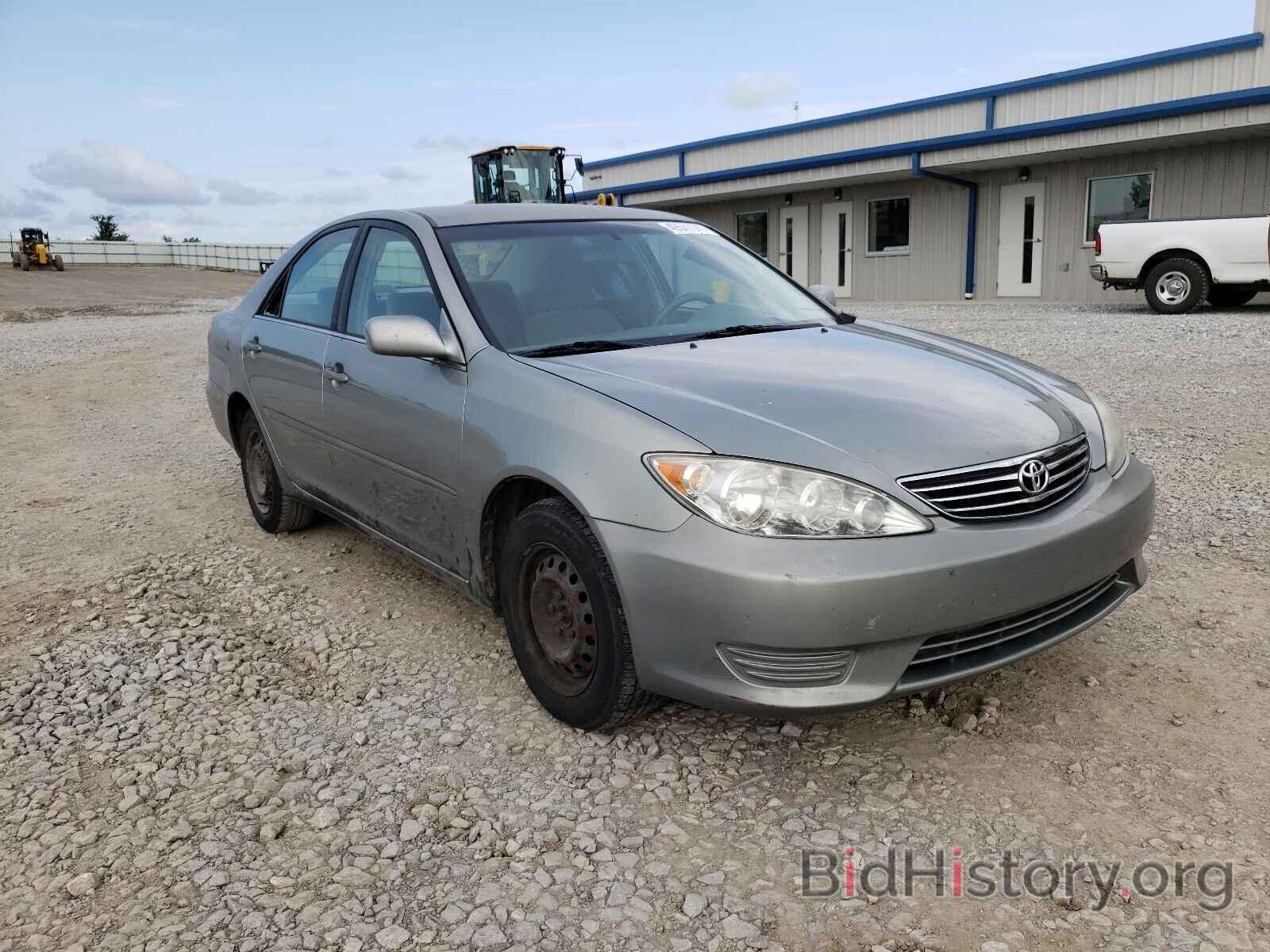 Photo JTDBE32K063046008 - TOYOTA CAMRY 2006