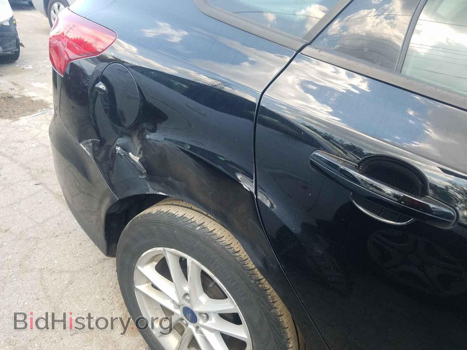 2017 FORD FOCUS - VIN: 1FADP3F21HL323433 - Photo 9
