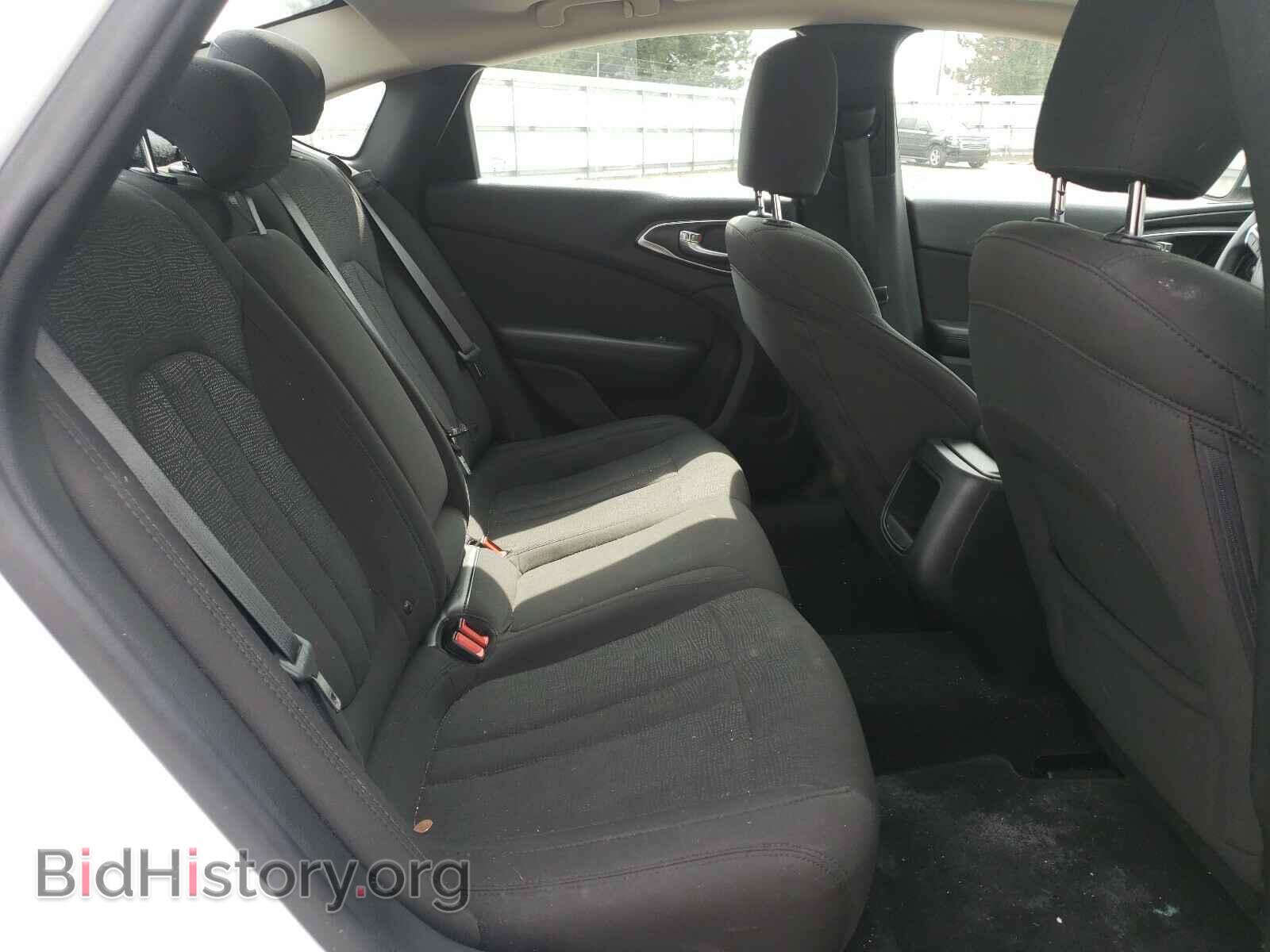 2016 CHRYSLER 200 - VIN: 1C3CCCAB8GN162482 - Фото 6