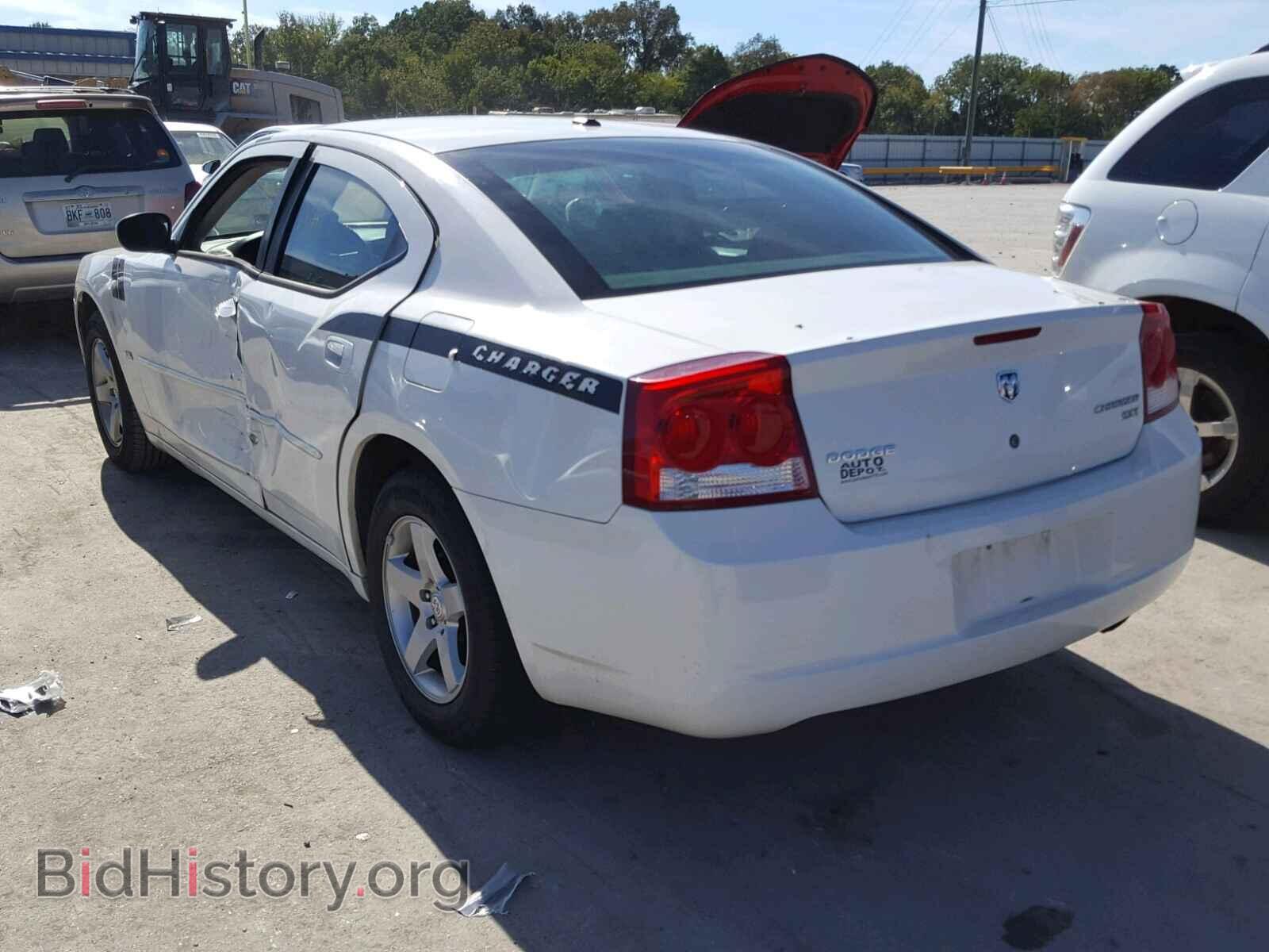 2010 DODGE CHARGER - VIN: 2B3CA3CV7AH204098 - Фото 3