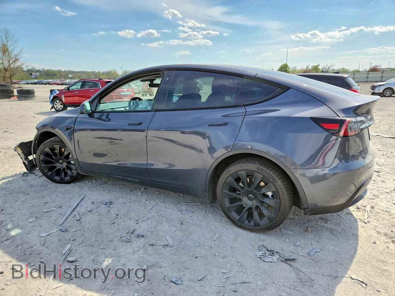 2022 TESLA MODEL Y - VIN: 7SAYGDEE2NF574931 - Photo 2