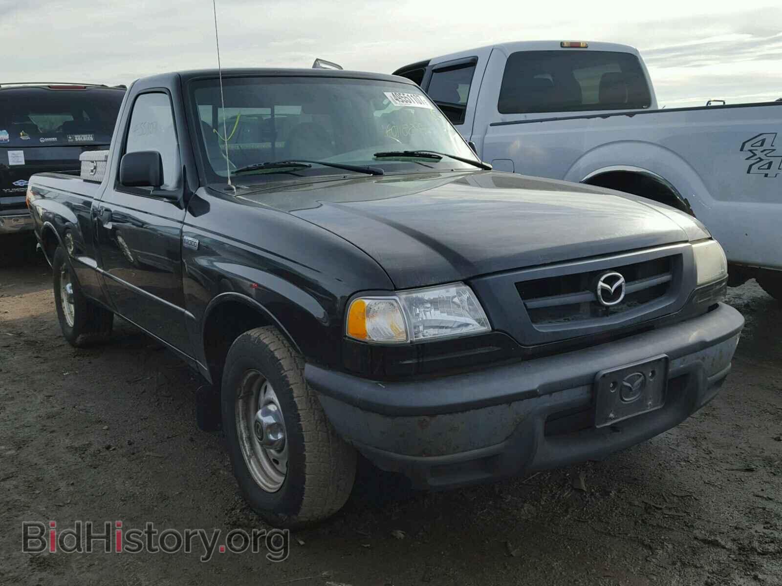 Photo 4F4YR12D62TM07652 - MAZDA B2300 2002