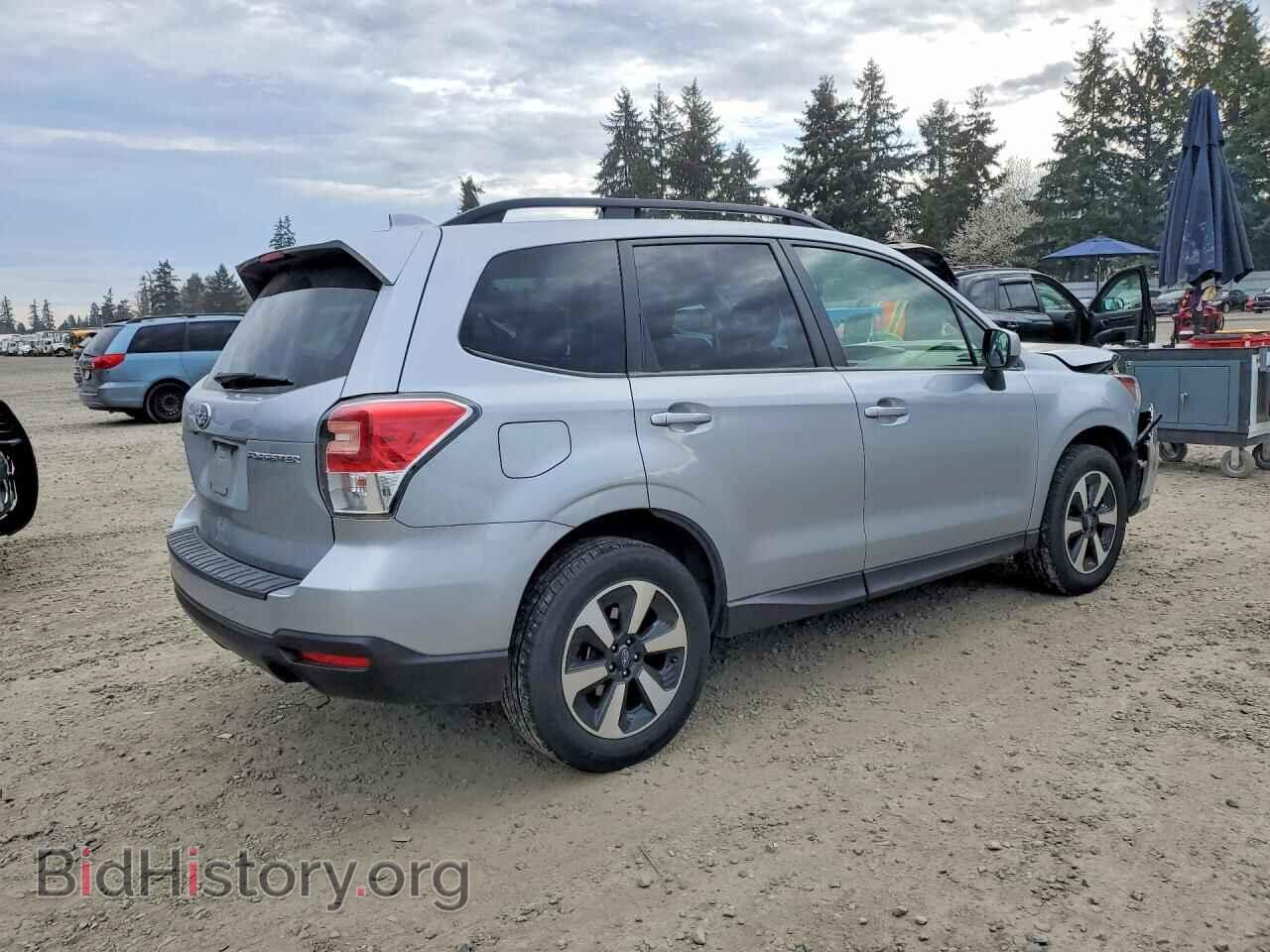 2018 SUBARU FORESTER - VIN: JF2SJAEC1JH480102 - Фото 3