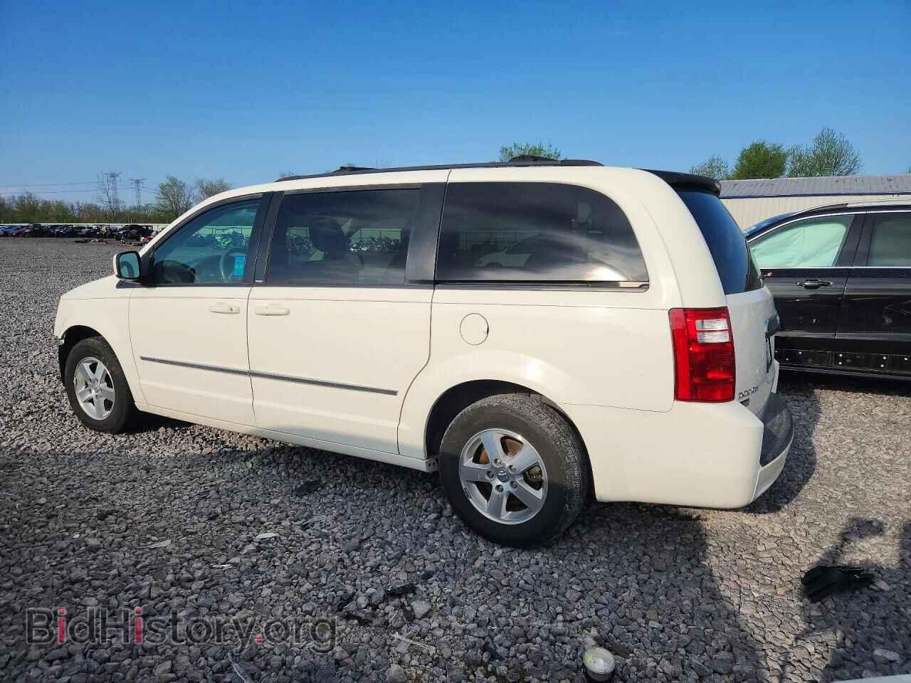 2010 DODGE CARAVAN - VIN: 2D4RN5D11AR101566 - Фото 2