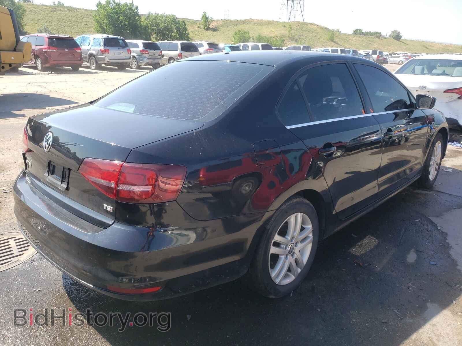2017 VOLKSWAGEN JETTA - VIN: 3VW2B7AJ8HM257593 - Фото 4