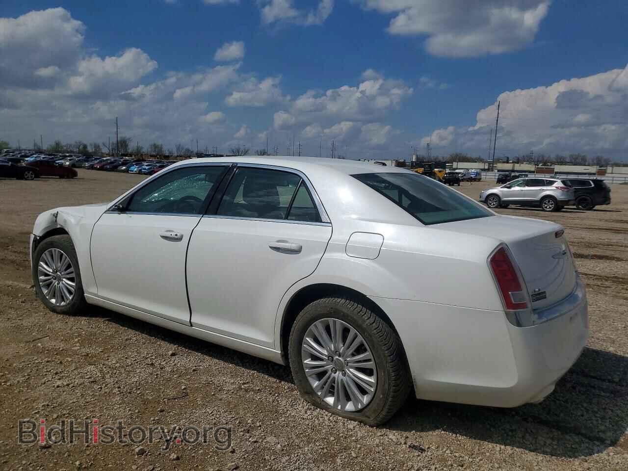 2013 CHRYSLER 300 - VIN: 2C3CCARG3DH539146 - Photo 2