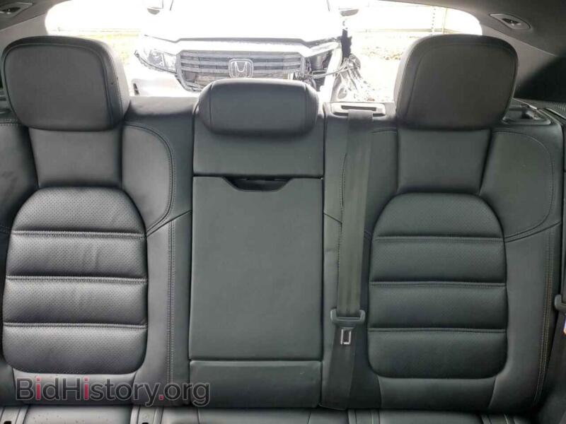 2017 Porsche MACAN (VIN WP1AA2A54HLB09576) — photo 10 of 14