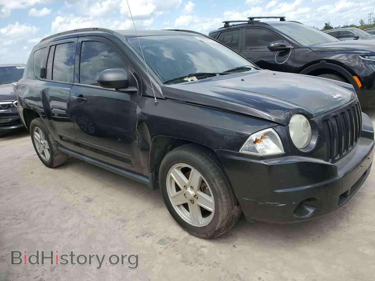 2010 JEEP COMPASS - VIN: 1J4NT4FBXAD650178 - Photo 4