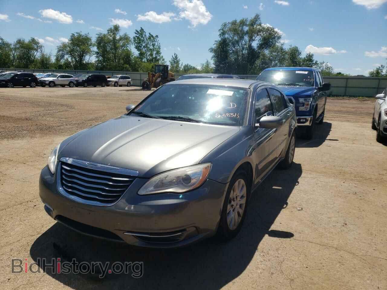 2012 CHRYSLER 200 - VIN: 1C3CCBAB3CN208515 - Фото 2