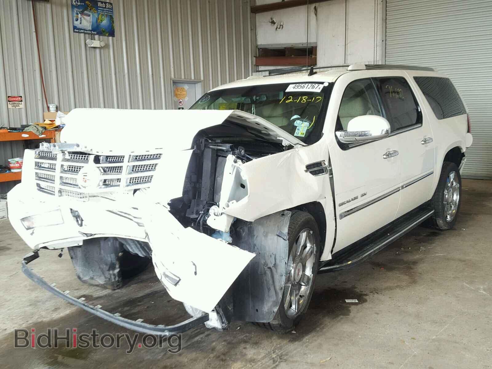 2013 CADILLAC ESCALADE - VIN: 1GYS3HEF6DR195657 - Фото 2