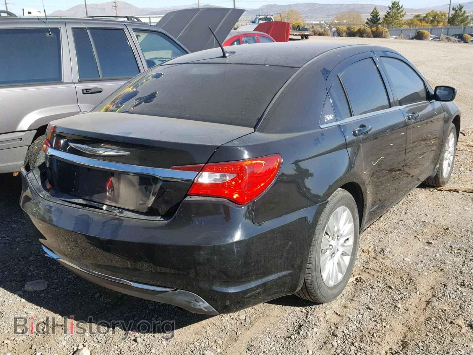 2013 CHRYSLER 200 - VIN: 1C3CCBAB8DN647100 - Фото 4