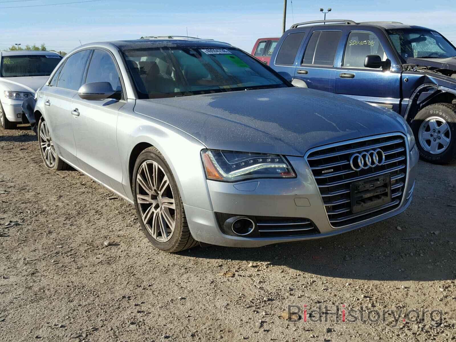 Photo WAURVAFD2CN013328 - AUDI A8 2012