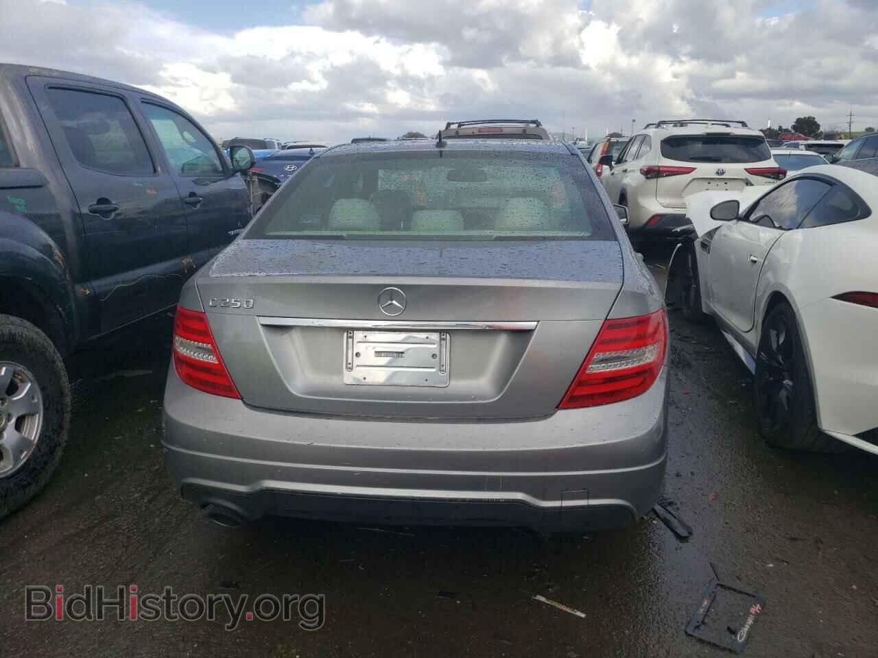 2013 MERCEDES-BENZ C-CLASS - VIN: WDDGF4HB2DA856027 - Фото 6
