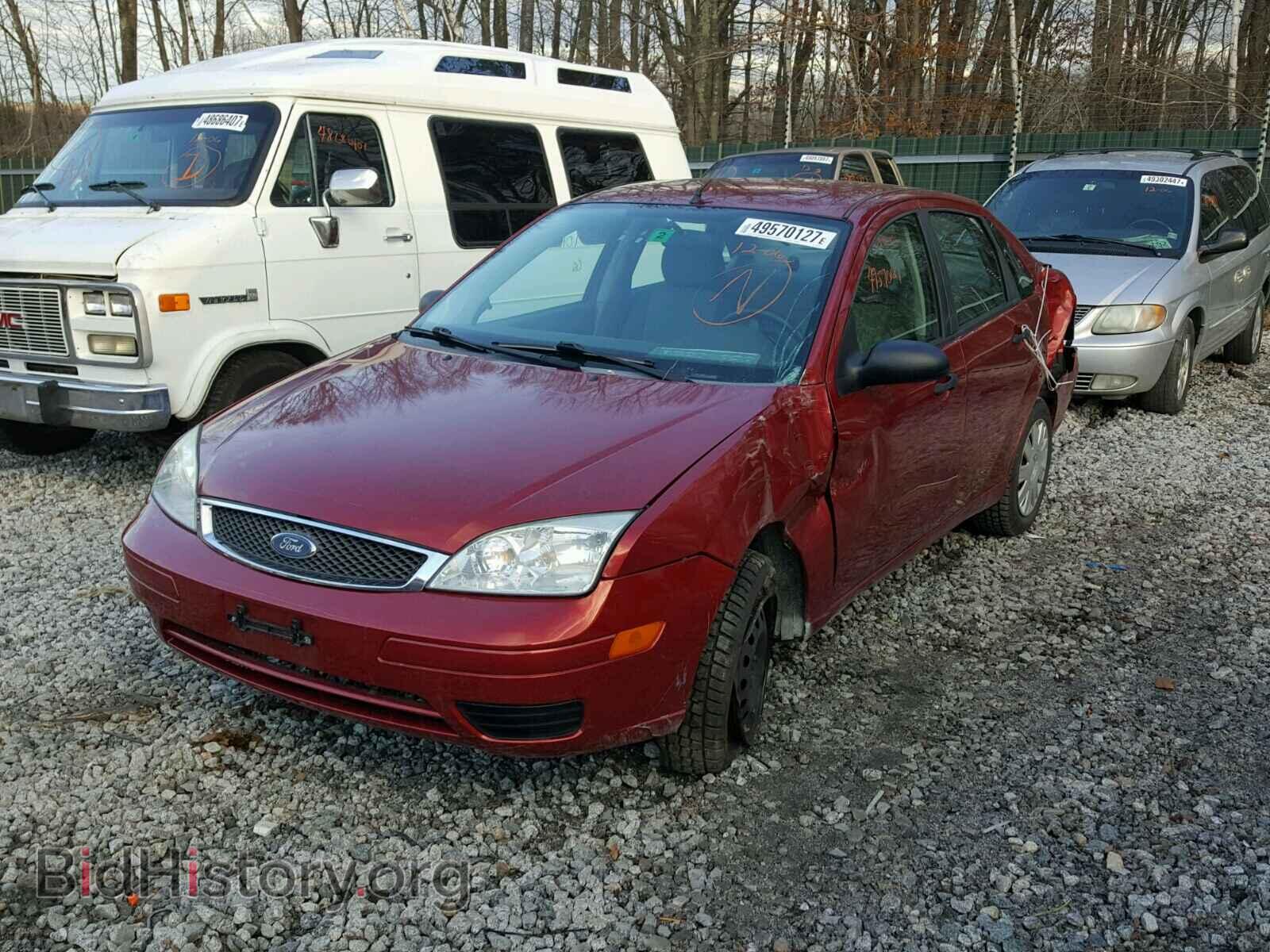 2005 FORD FOCUS - VIN: 1FAFP34N45W231149 - Фото 2