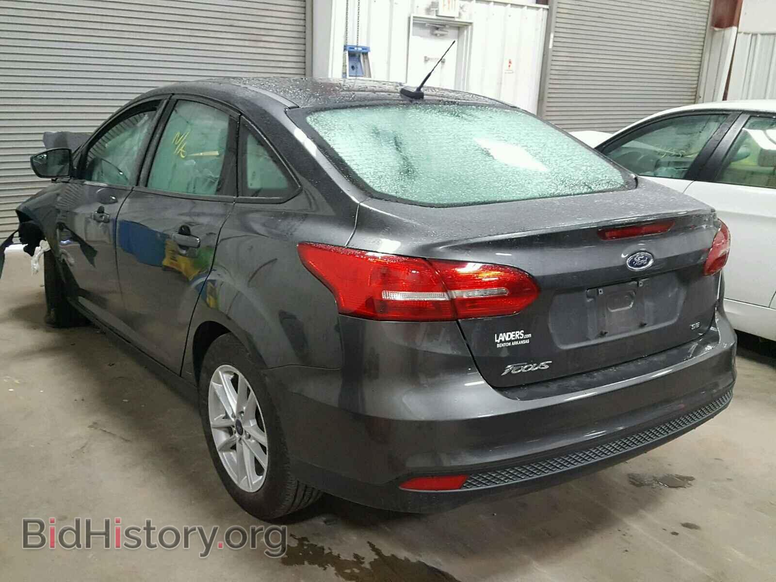 2017 FORD FOCUS - VIN: 1FADP3F2XHL301964 - Photo 3
