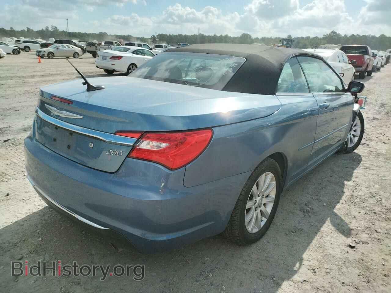 2011 CHRYSLER 200 - VIN: 1C3BC2EG4BN537658 - Фото 4