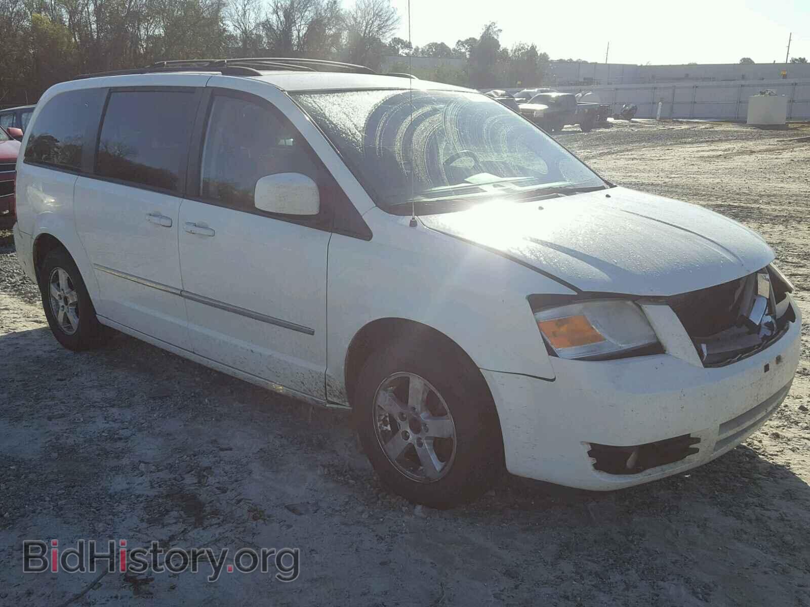 Фотография 2D4RN5D15AR114370 - DODGE CARAVAN 2010