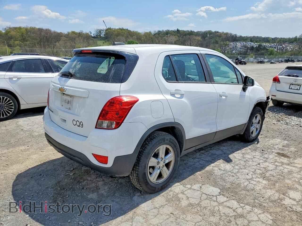 2019 CHEVROLET TRAX - VIN: 3GNCJNSB3KL211602 - Фото 3