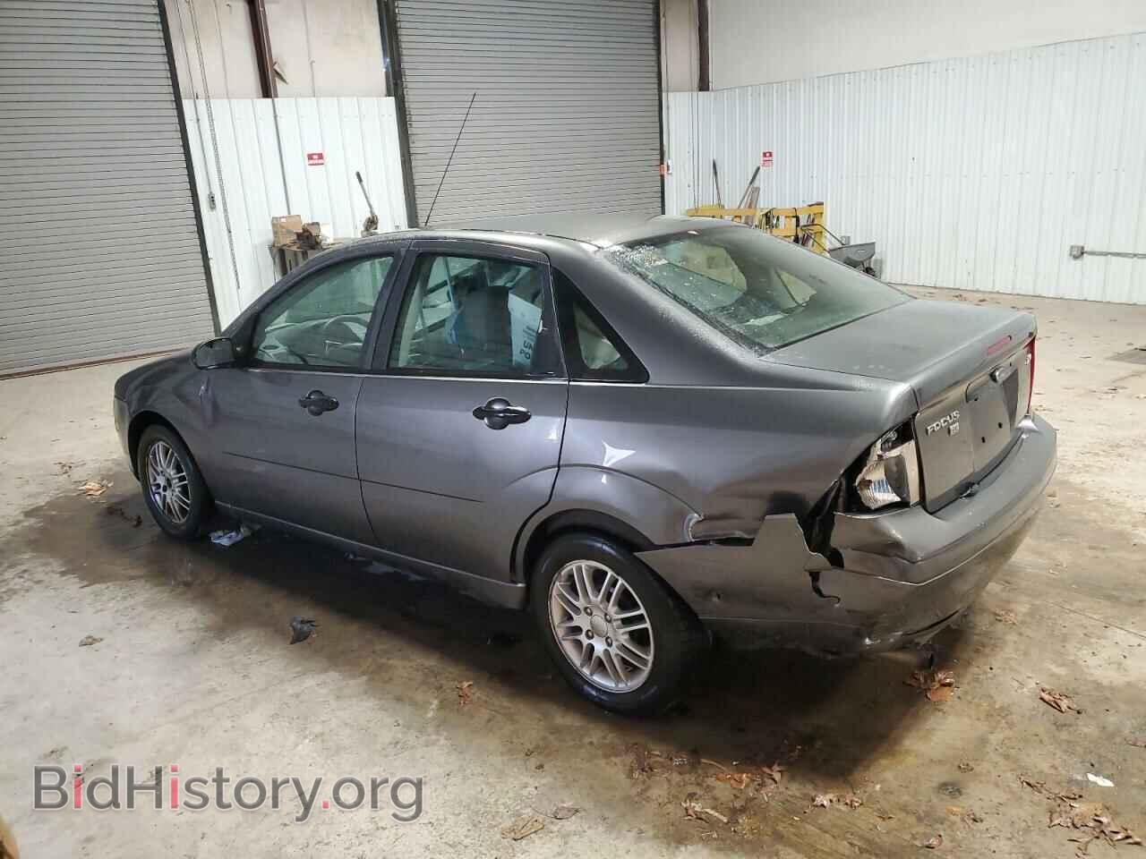 2006 FORD FOCUS - VIN: 1FAHP34N36W131506 - Фото 2