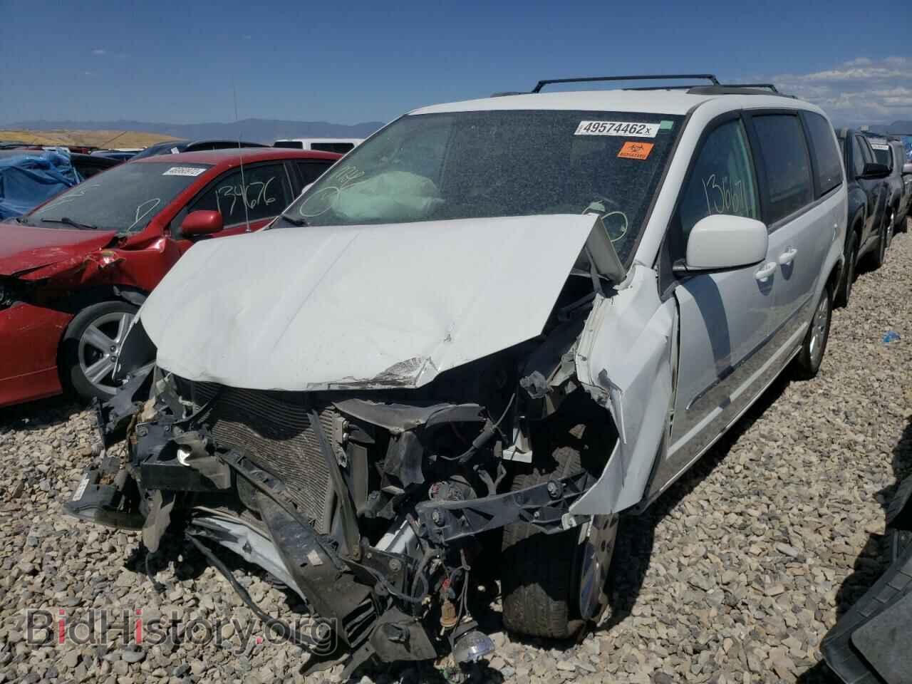 2014 CHRYSLER MINIVAN - VIN: 2C4RC1BG3ER317234 - Фото 2