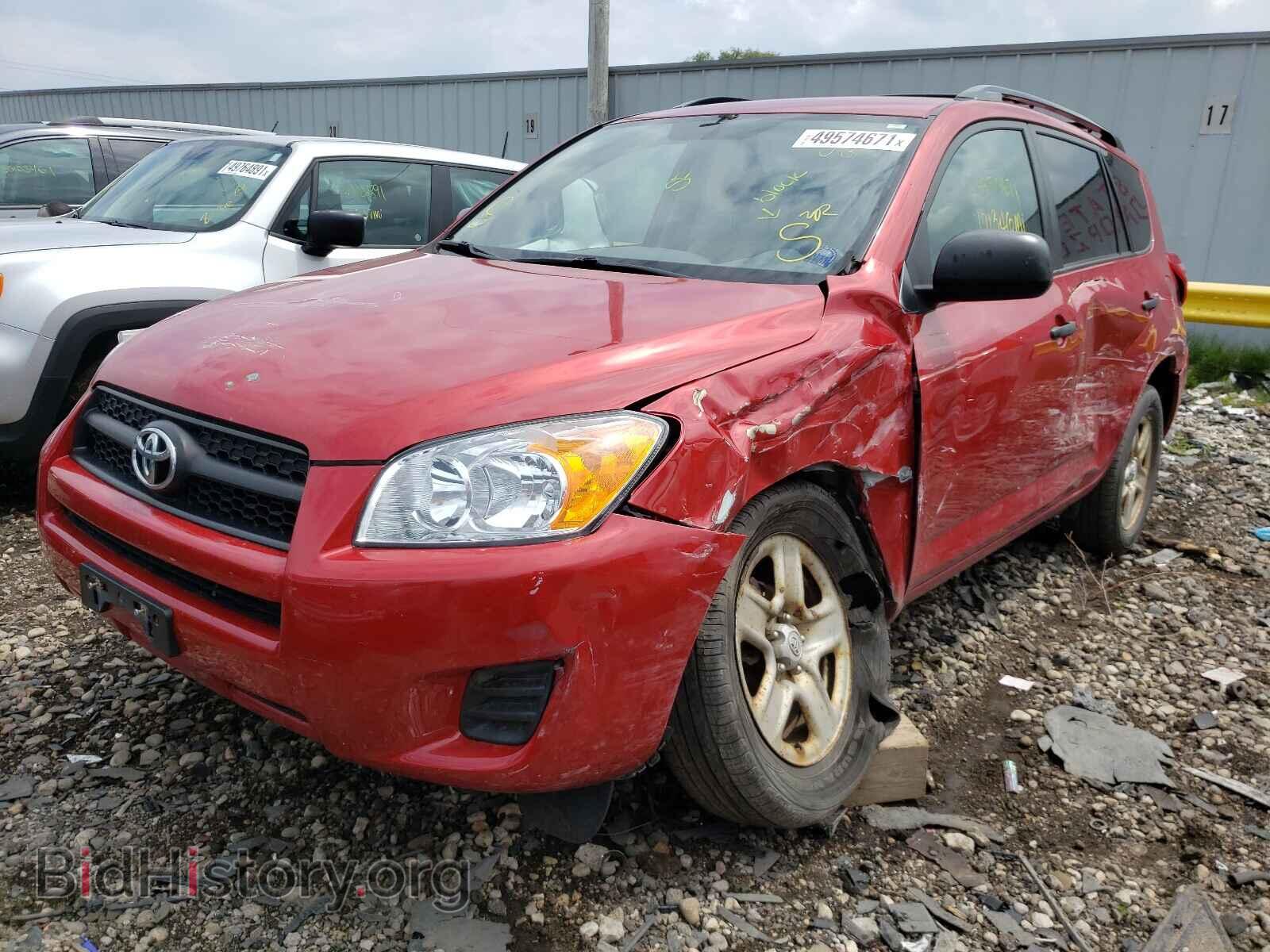 2011 TOYOTA RAV4 - VIN: 2T3BF4DV0BW104829 - Фото 2