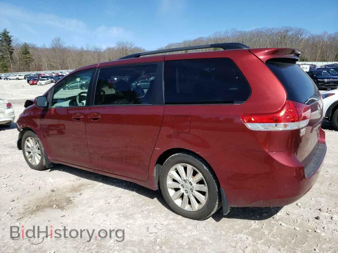 2011 TOYOTA All Models - VIN: 5TDDK3DC5BS020620 - Фото 2