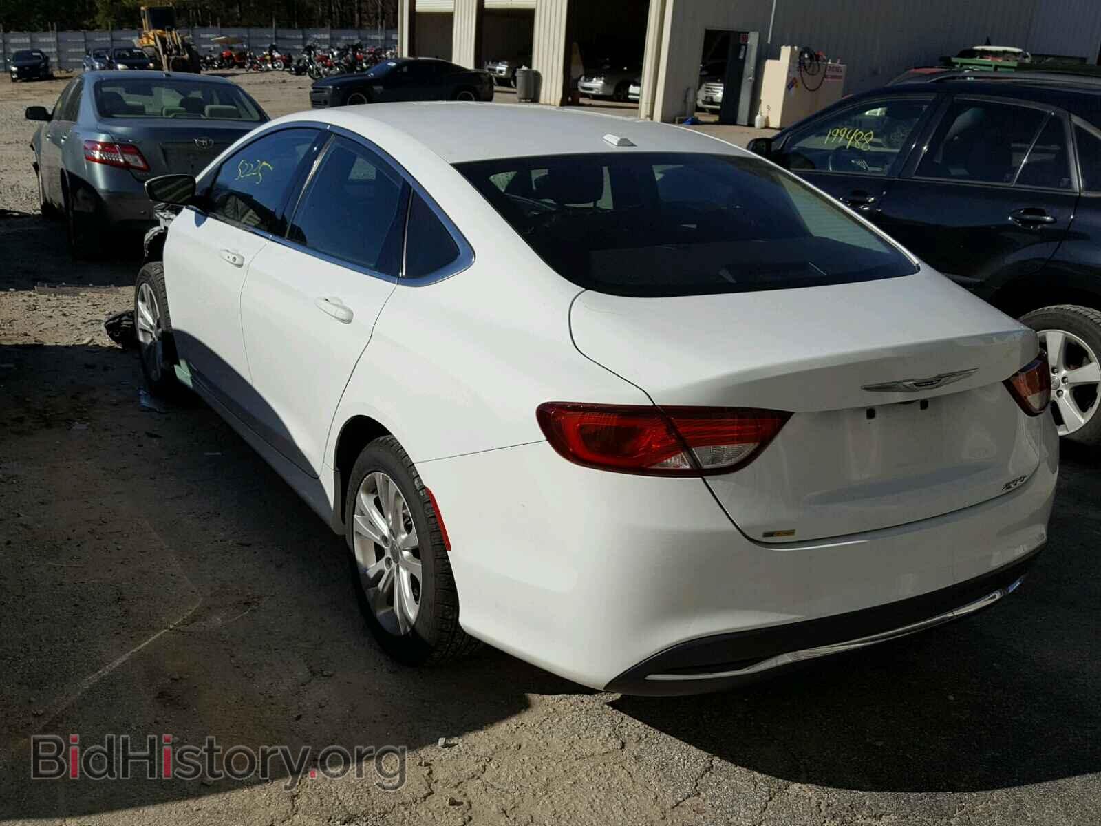 2015 CHRYSLER 200 - VIN: 1C3CCCAB2FN616823 - Photo 3