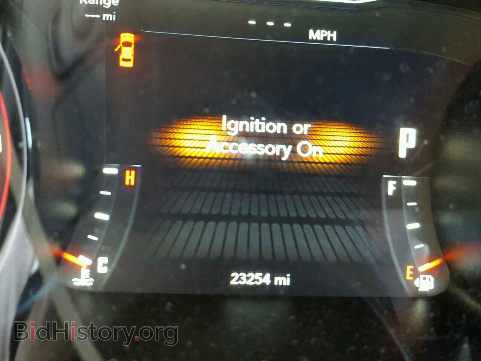 2017 DODGE CHALLENGER - VIN: 2C3CDZAG9HH592141 - Фото 8